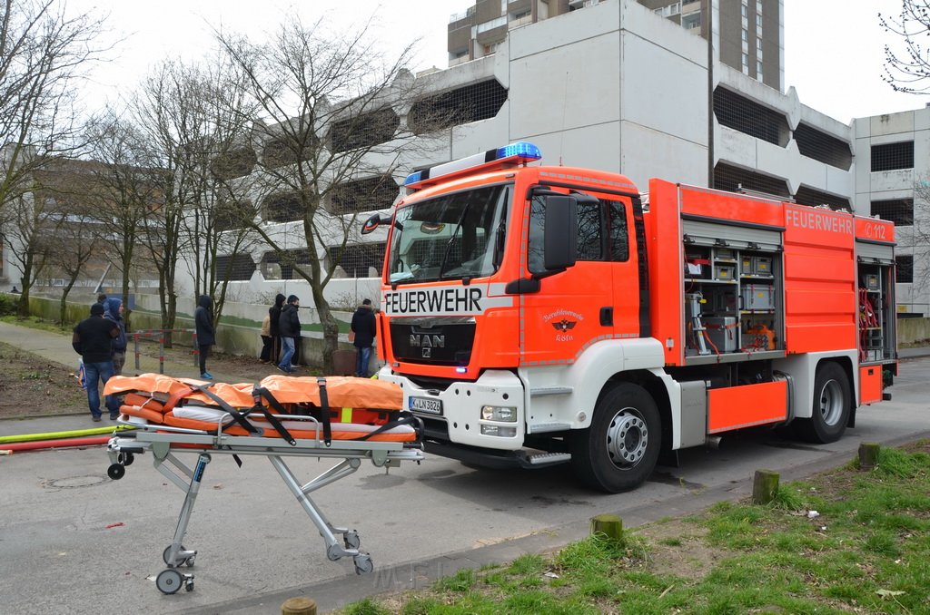 Feuer 3 Koeln Mechernich An der Fuhr P094.JPG - Miklos Laubert